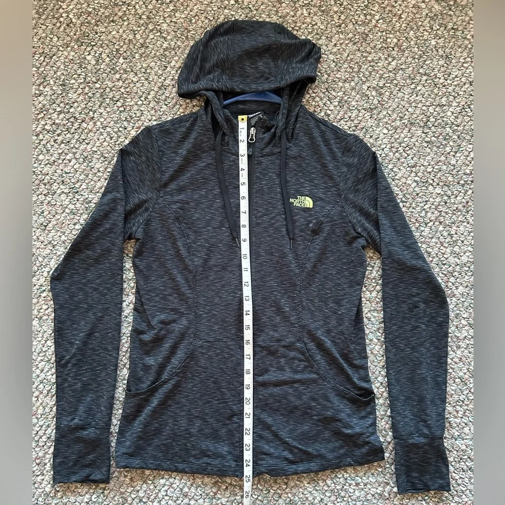 NORTH FACE zip up lightweight hoodie - Picture 10 of 12